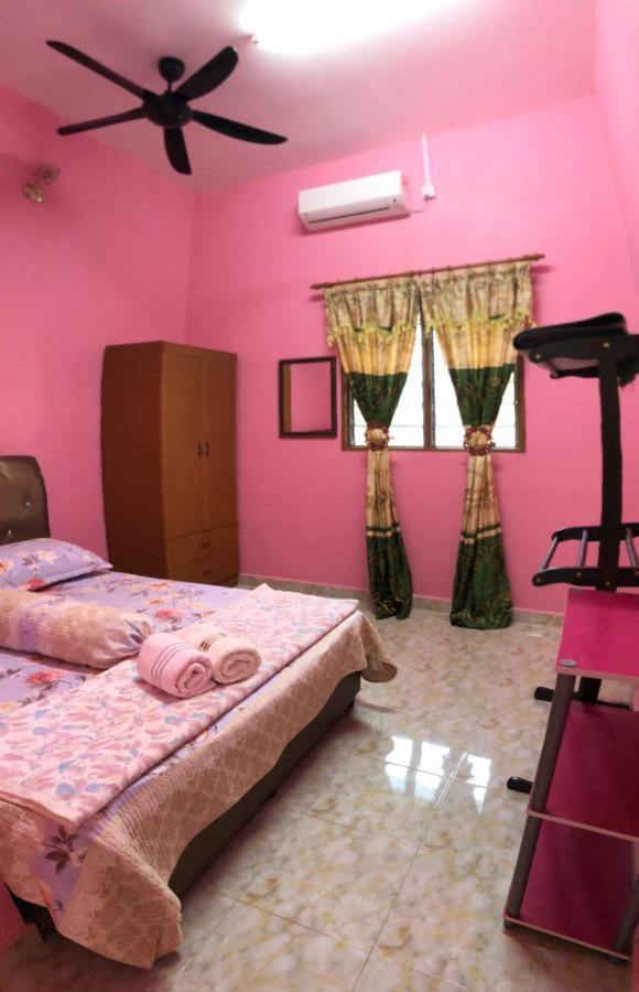 Homestay Tok Abah Dalam Rhu Пасир Путех Экстерьер фото