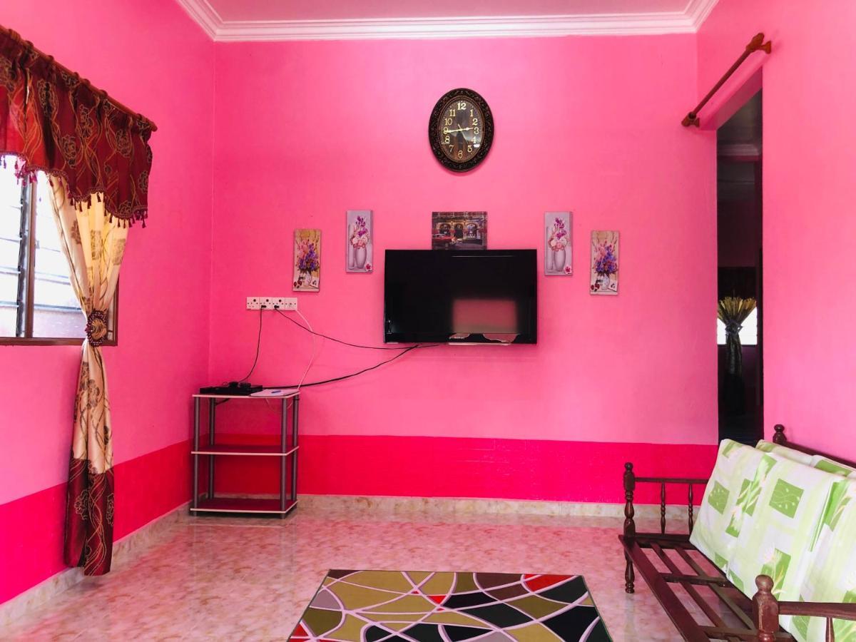 Homestay Tok Abah Dalam Rhu Пасир Путех Экстерьер фото