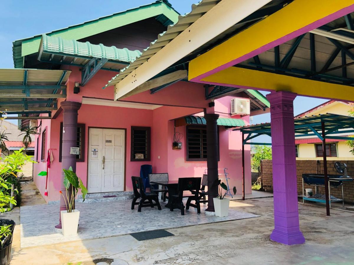 Homestay Tok Abah Dalam Rhu Пасир Путех Экстерьер фото