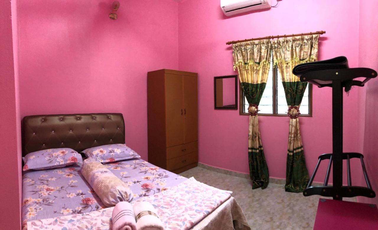 Homestay Tok Abah Dalam Rhu Пасир Путех Экстерьер фото